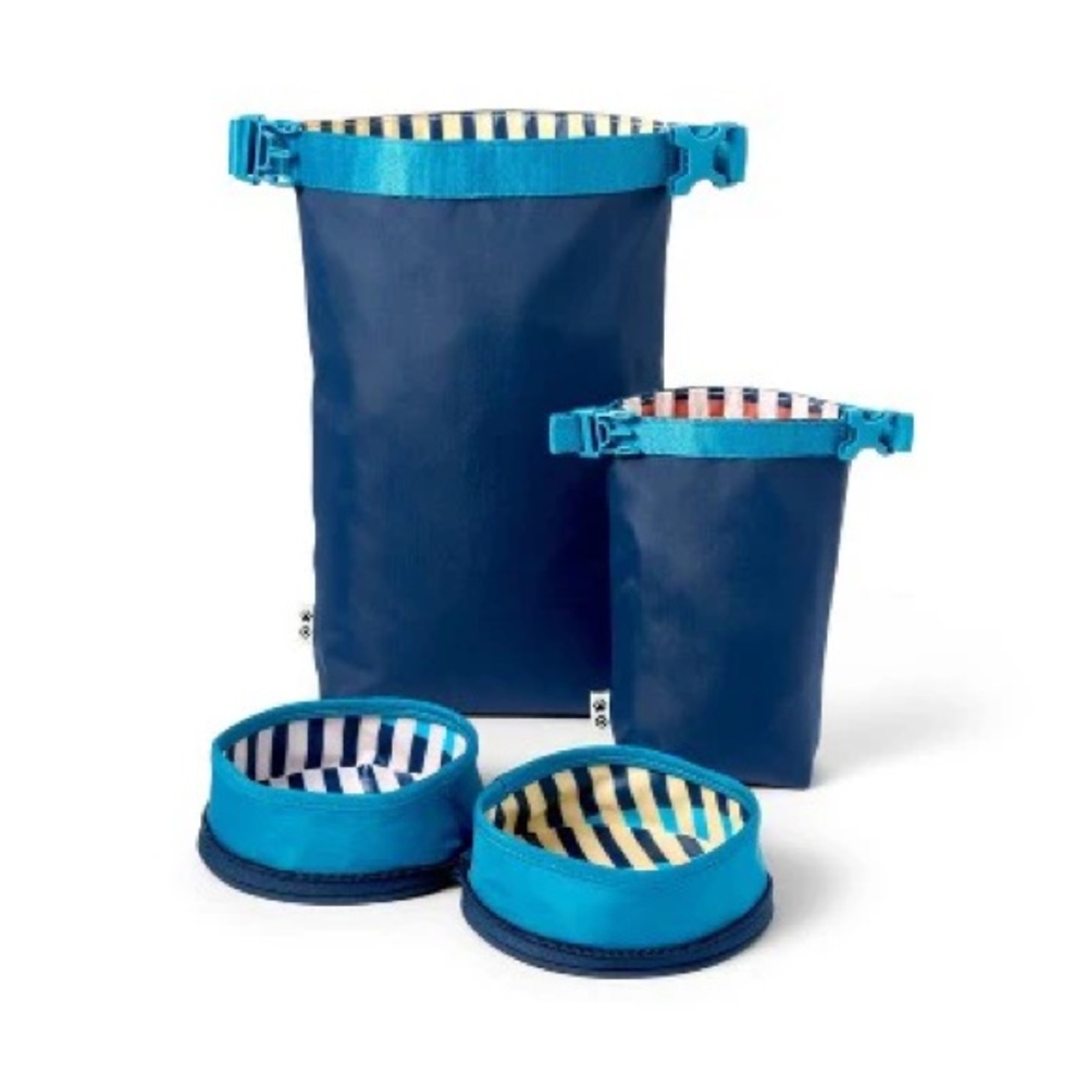 NWT The Cuddle Collab Pet Travel Food Set - Blue